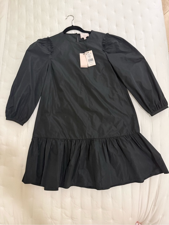 cinq a sept Dresses & Skirts - cinq a sept Black Puff-Sleeve Ruffle-Hem Mini Dress